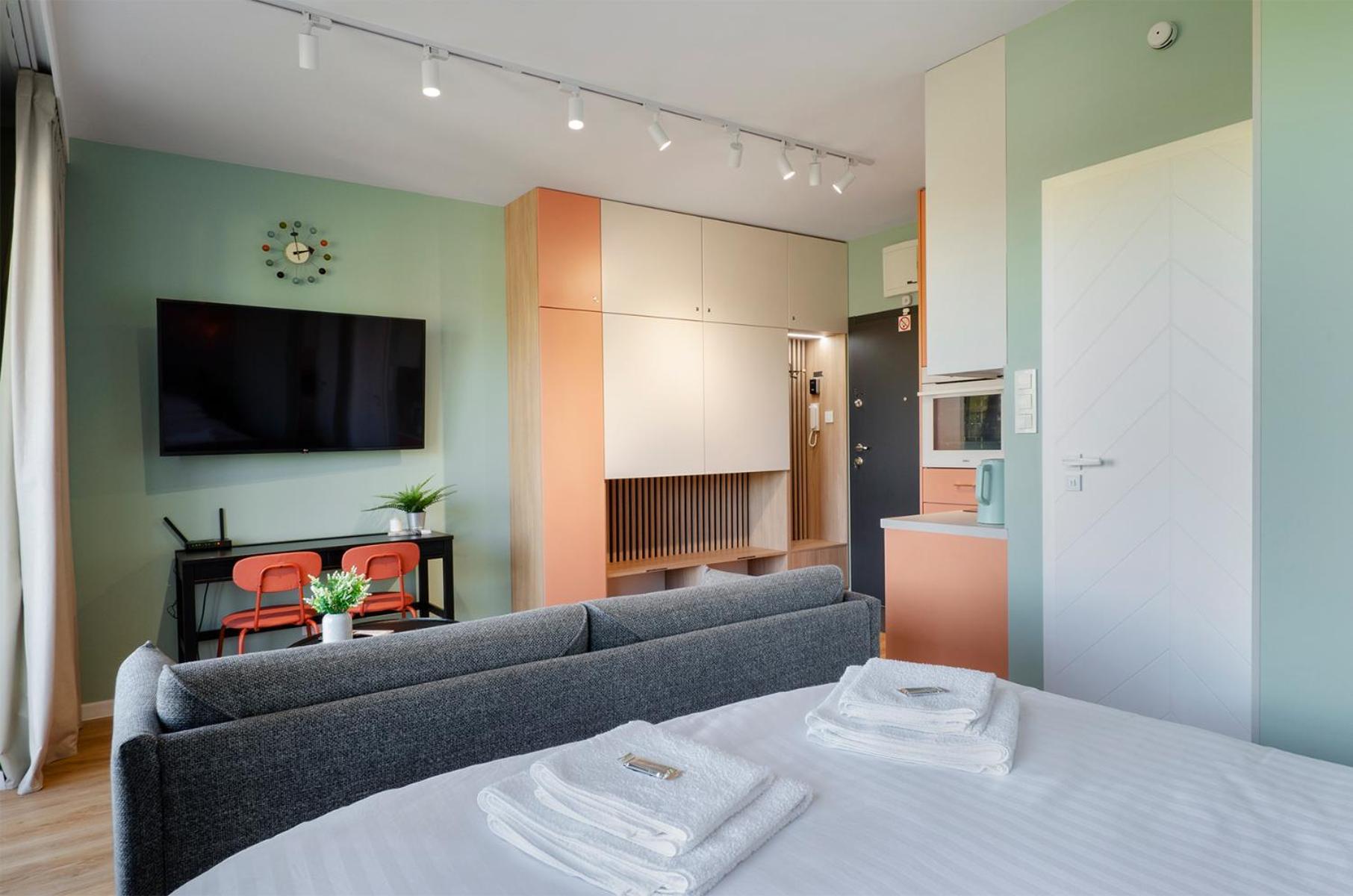 Queen Size Bed - Apartament Obok Manufaktury W Centrum Lodzi - Parking Gratis!!! Exterior photo